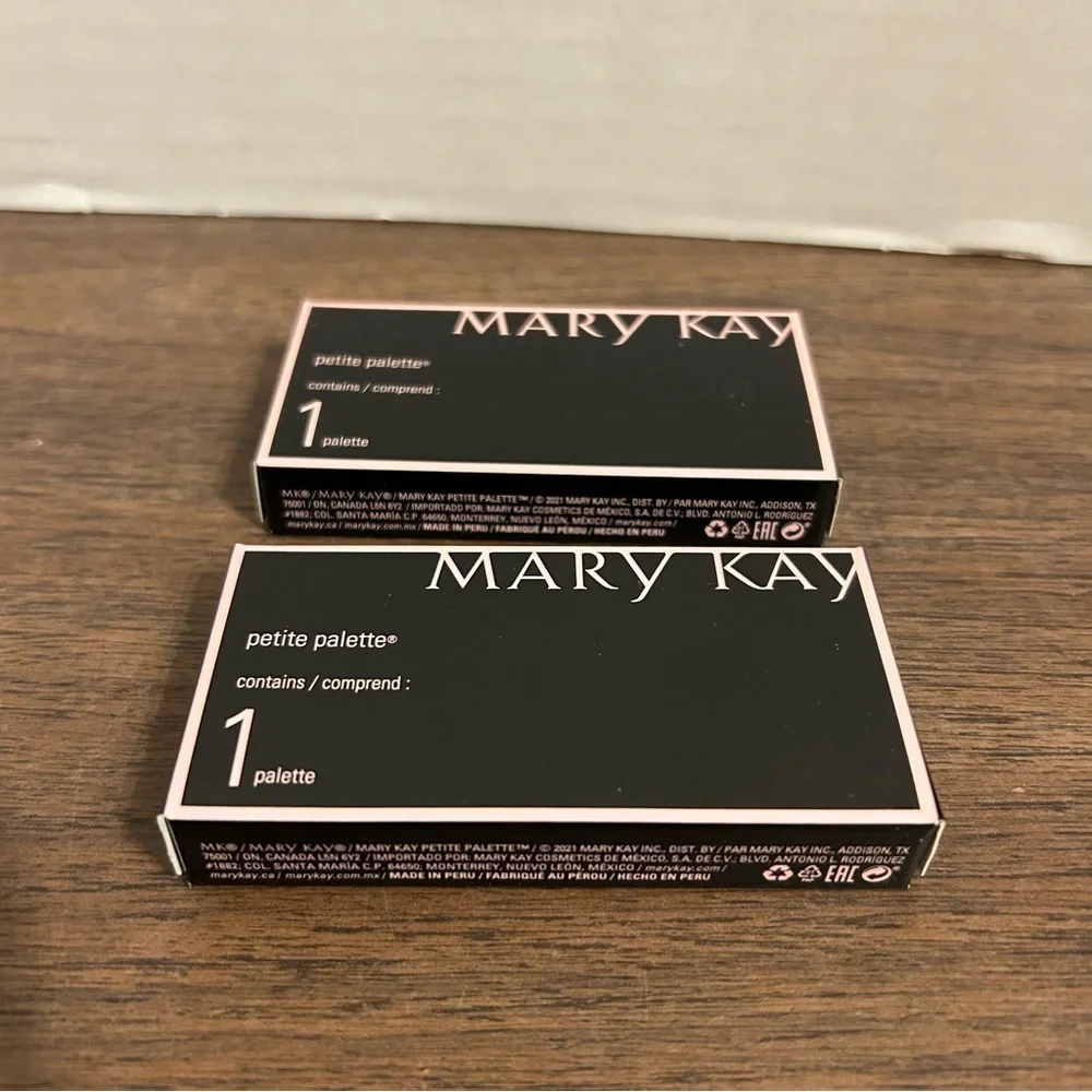 Lot Of 2 Mary Kay Empty Refillable Petite Palette #114610 Compact New in Box